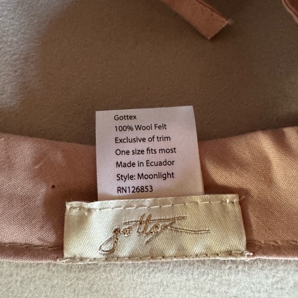 Gottex Gray Hat 100% Wool Felt, Western Hat with Beaded Detail - Picture 7 of 7